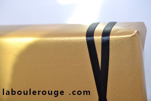 Rouleau / Bobine papier cadeau Made in France crocodile doré 50cm x 50m Luxe