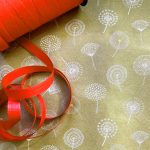 papier cadeau kraft lisse fleurs pissenlit blanches France 70cm