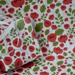 Rouleau de papier cadeau FSC recyclable 70cm 50m Coquelicots